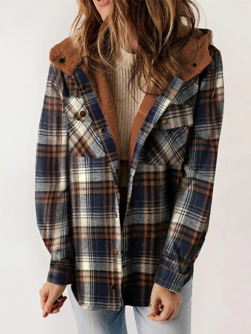 Plaid hooded fleece-lined jacket in blue, cosy and stylish | Alba Muse