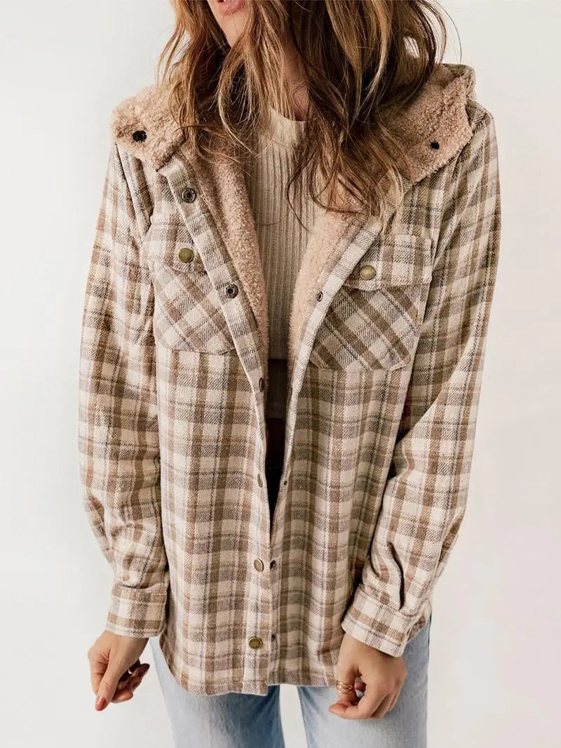 Grey fleece-lined plaid jacket, relaxed fit for layering | Alba Muse