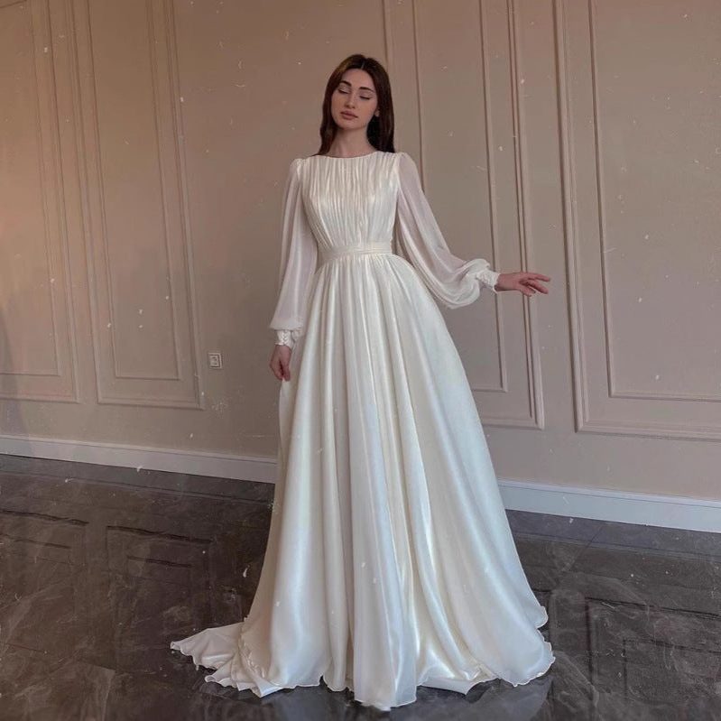 Blue long sleeve pleated dress
