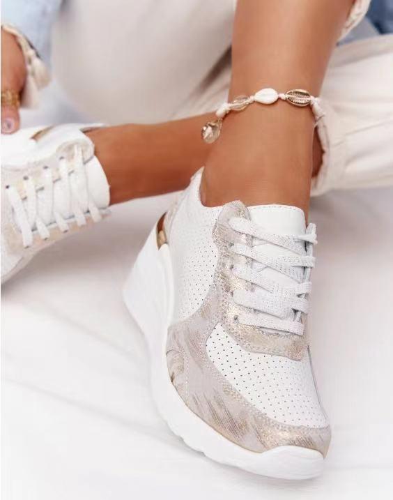 Beige orthopaedic comfort trainers
