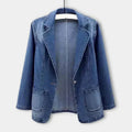 Chic Denim Jacket with Tailored Fit