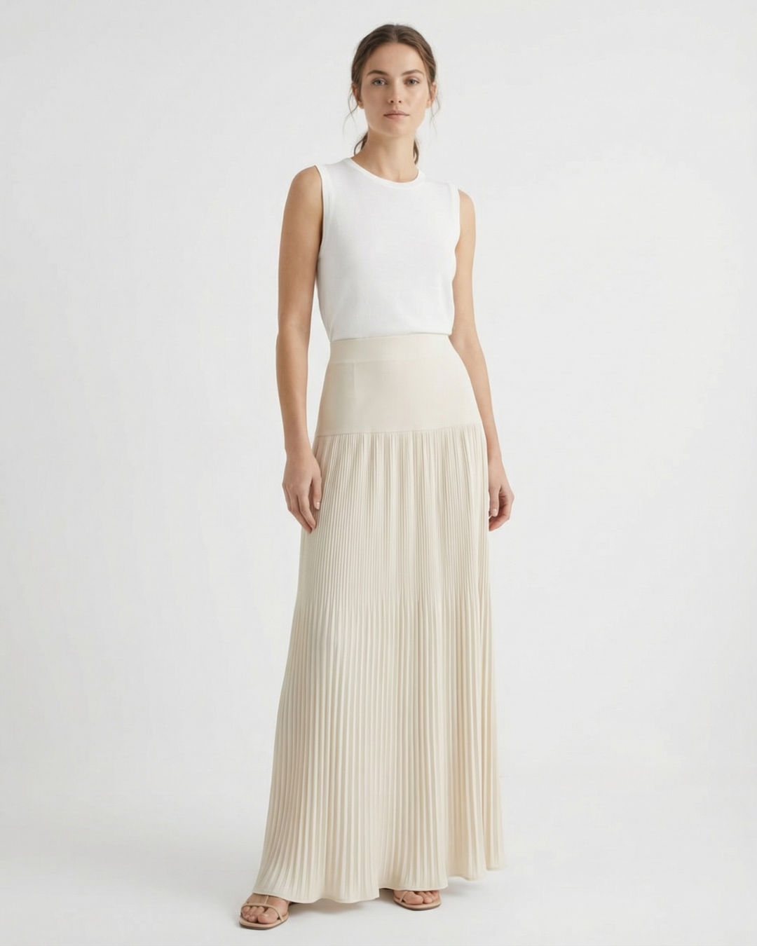 The Matilde Pleated Skirt in White
