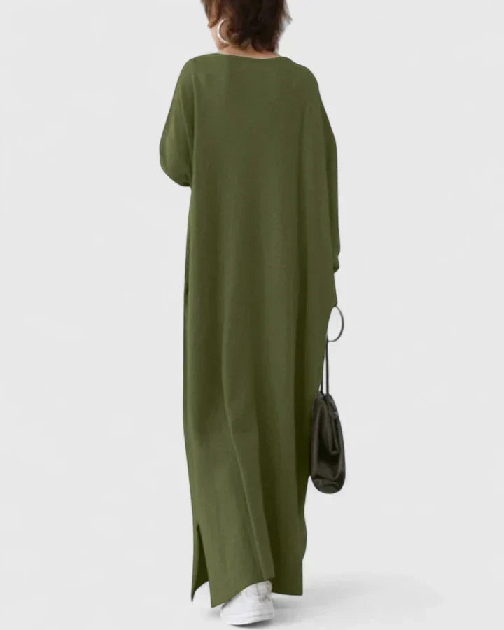 Oversized V neck maxi jumper dress with an oversized cut