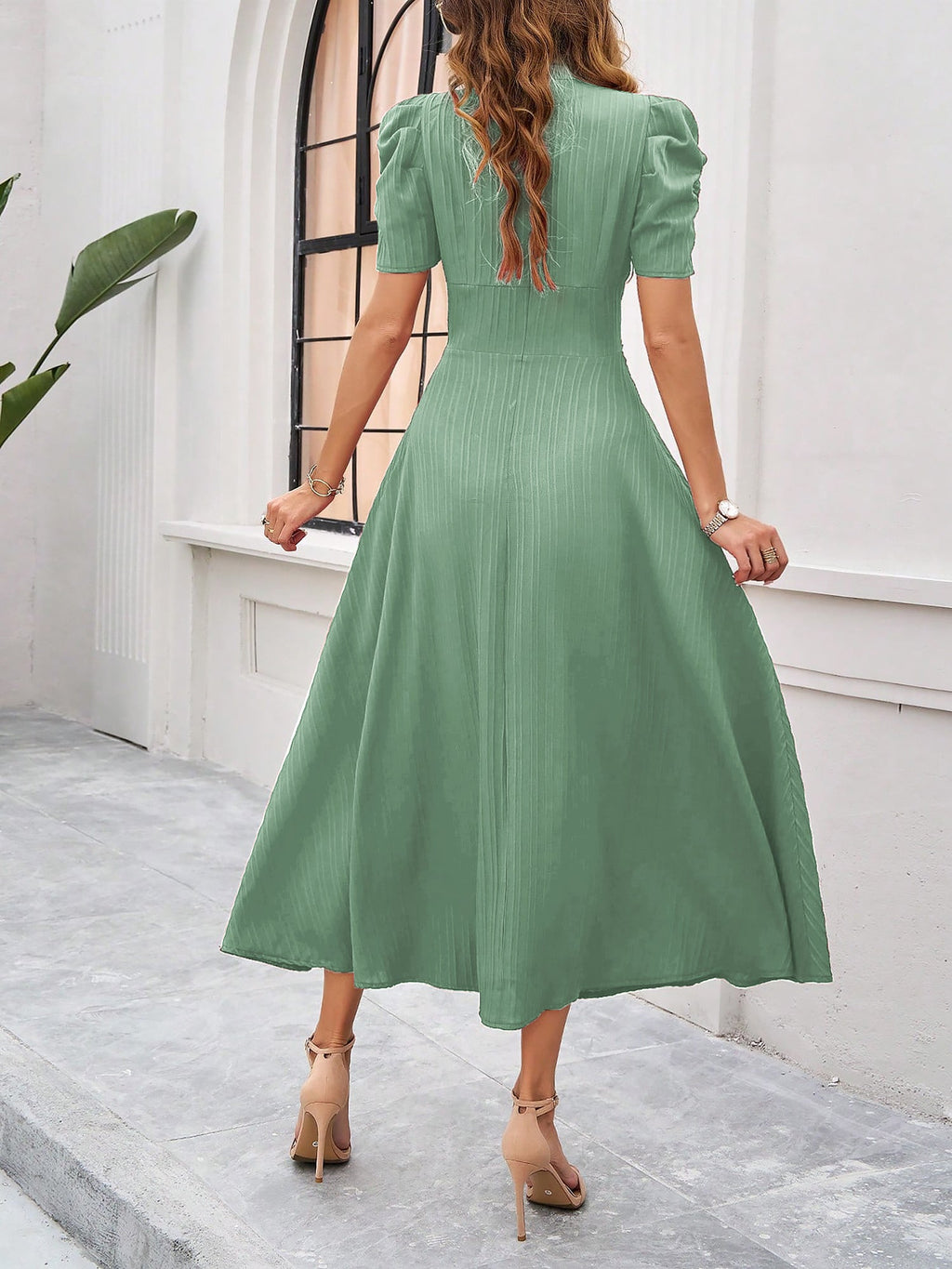 Textured Puff Short Sleeve Ruched Midi A-Line Dress