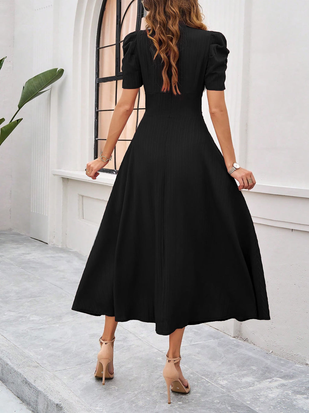 Textured Puff Short Sleeve Ruched Midi A-Line Dress