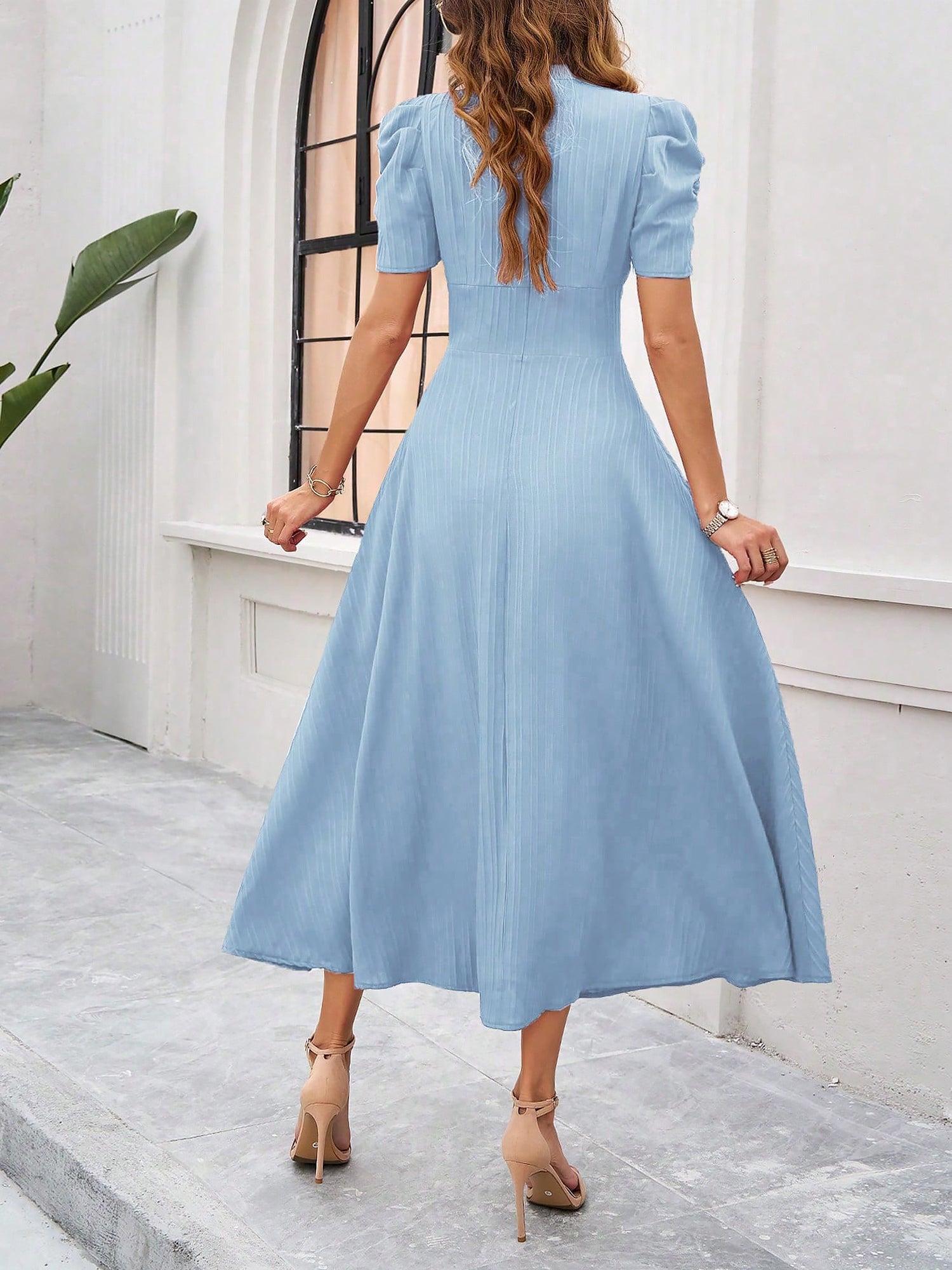 Textured Puff Short Sleeve Ruched Midi A-Line Dress