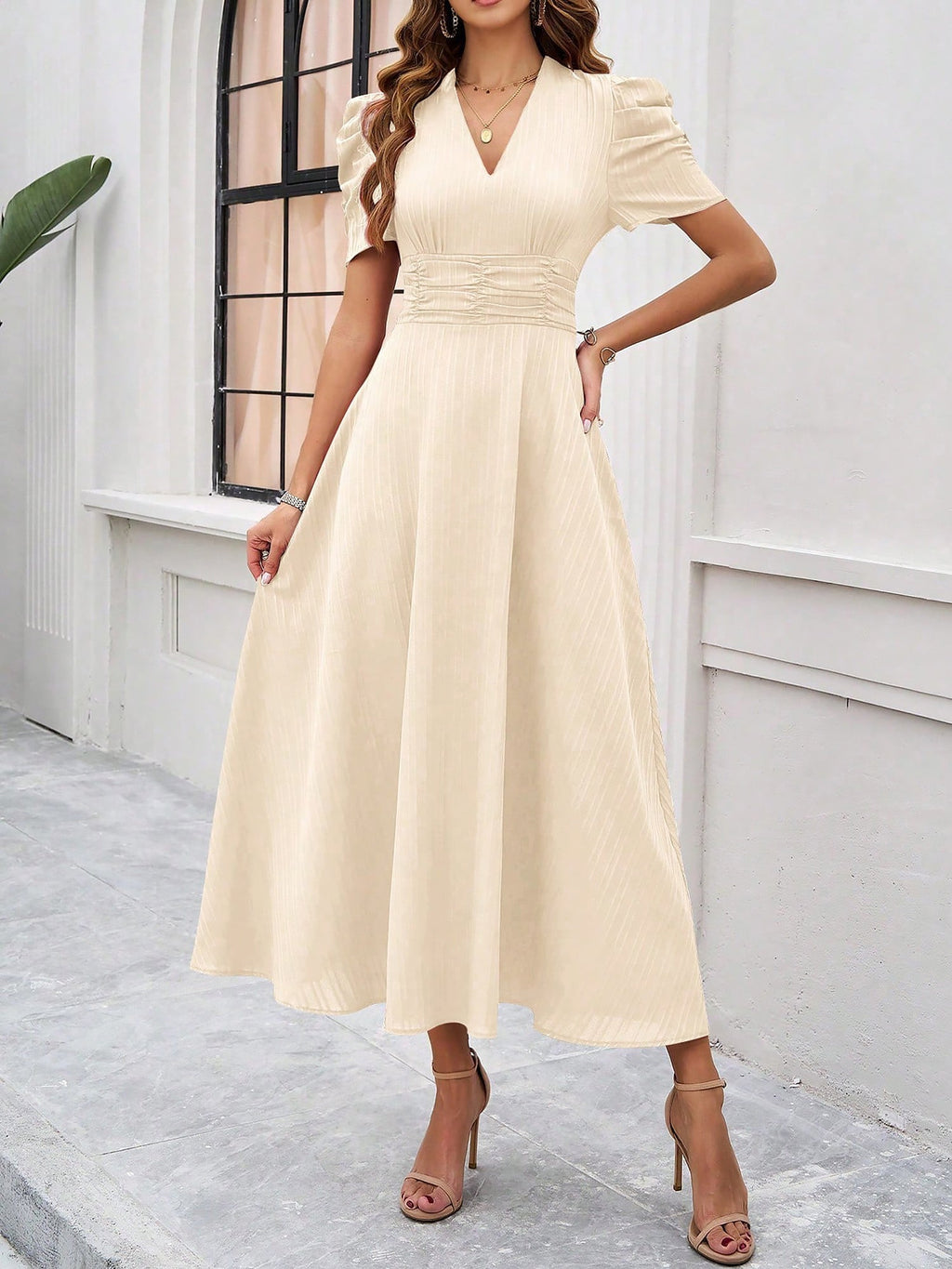 Textured Puff Short Sleeve Ruched Midi A-Line Dress
