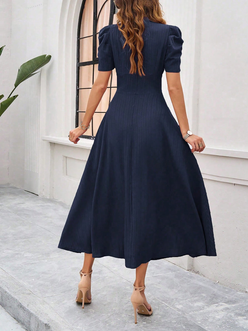 Textured Puff Short Sleeve Ruched Midi A-Line Dress